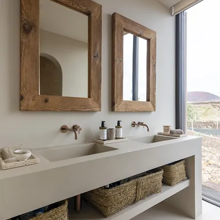 Gara Exclusive Luxury With Heated Pool *