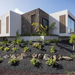 Βίλα Gara Exclusive Luxury With Heated Pool Lajares