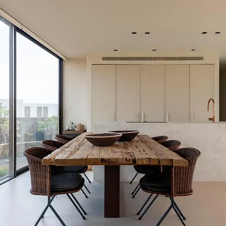 Gara Exclusive Luxury With Heated Pool