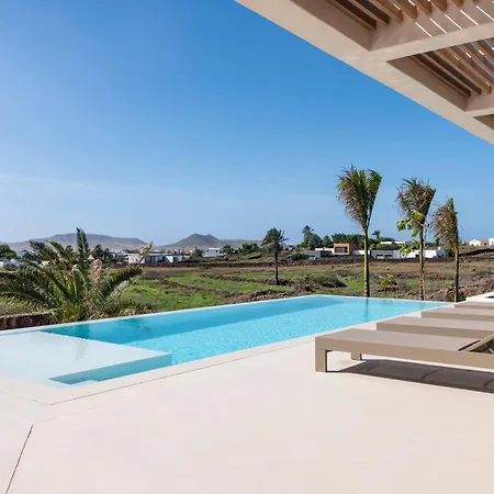 Gara Exclusive Luxury With Heated Pool Lajares