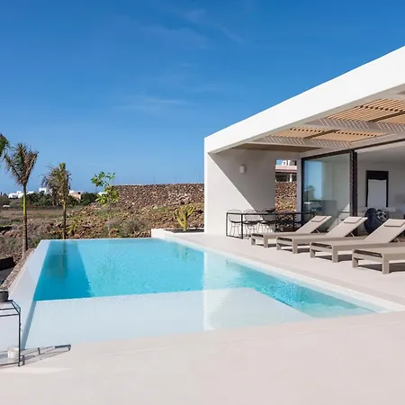 Gara Exclusive Luxury With Heated Pool Willa *