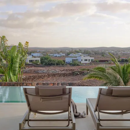 Gara Exclusive Luxury With Heated Pool Lajares